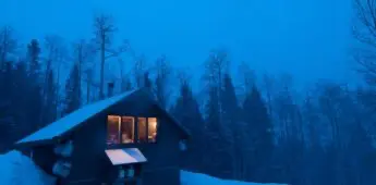 Blue Lakes Snowy Hut