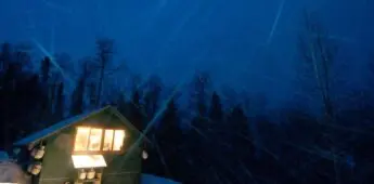 Blue Lakes Snowy Hut