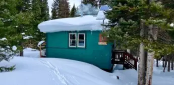 Snowy Hut