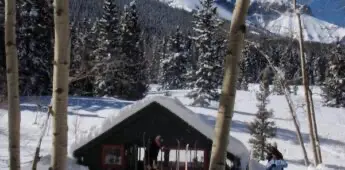 Kelly Pictures 048 - Snowy hut