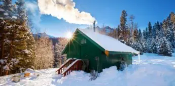 Blue Lakes Snowy Hut